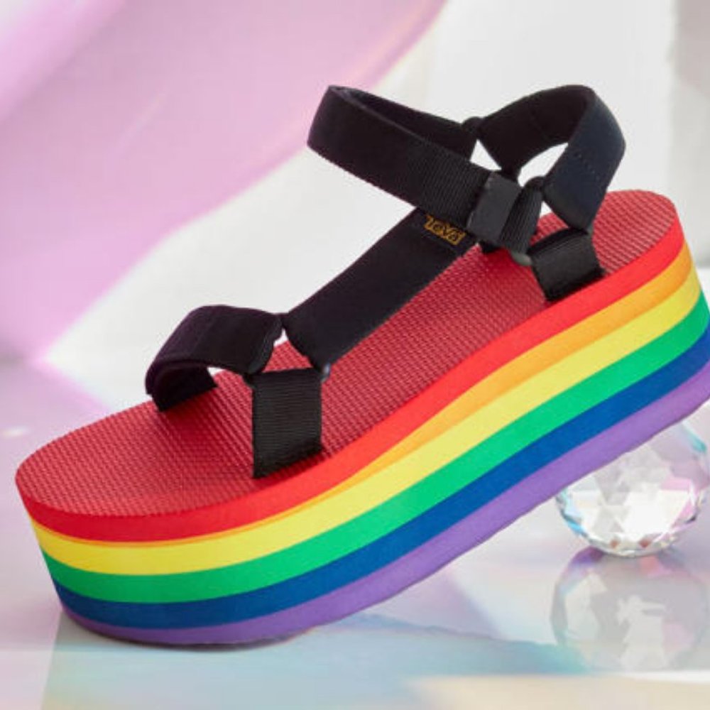 Teva Pride— Rainbow Sandals, worn just once— Size W 8